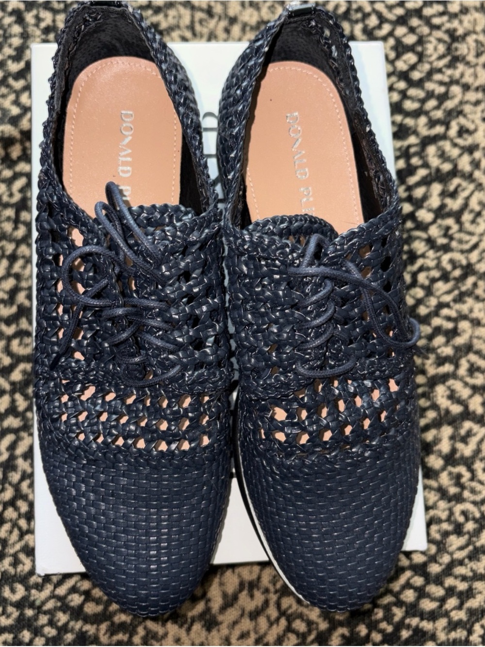 Donald J. Pliner Navy Woven Lace-Up Women's Shoes 9.5